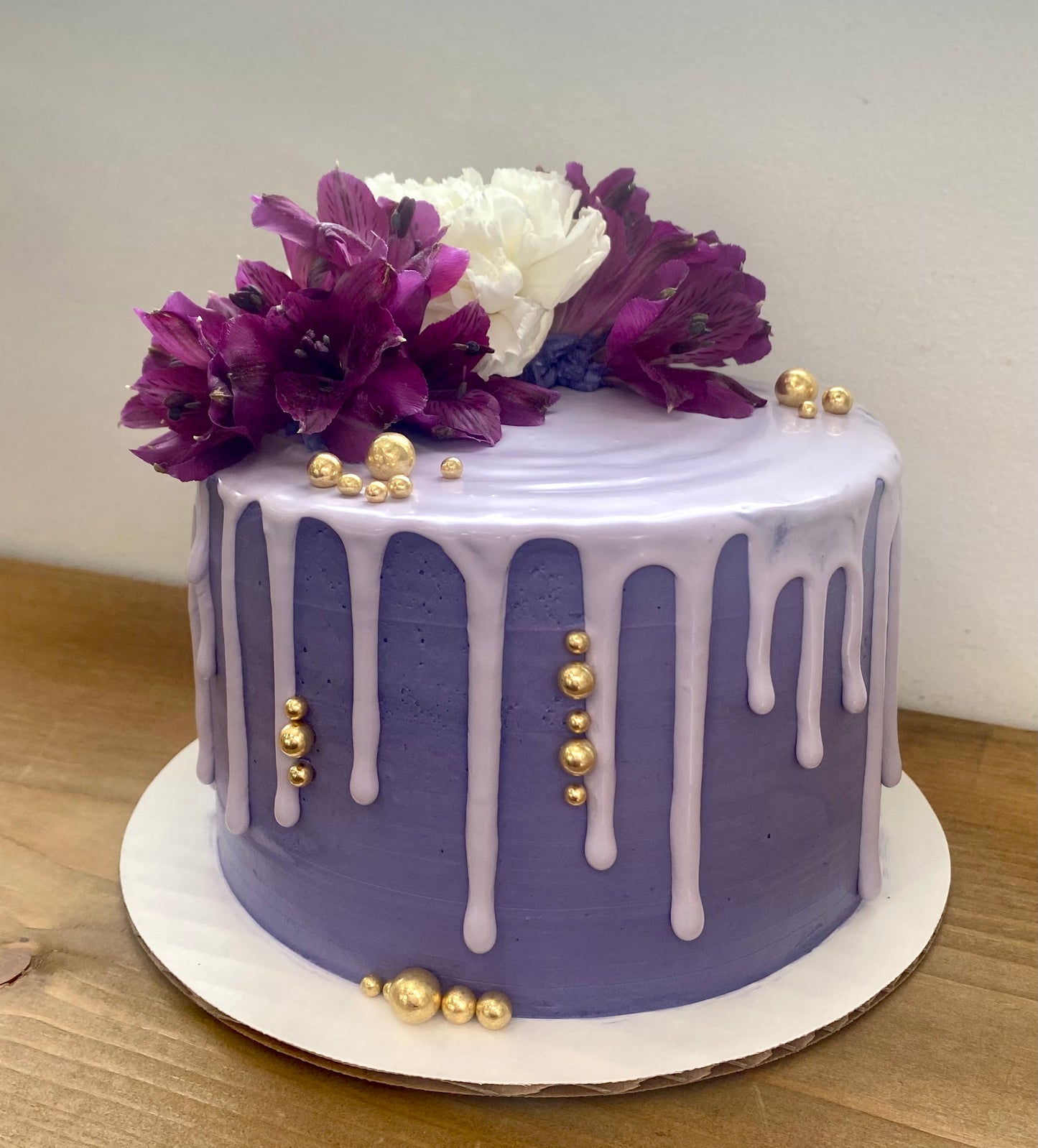 Custom Cakes