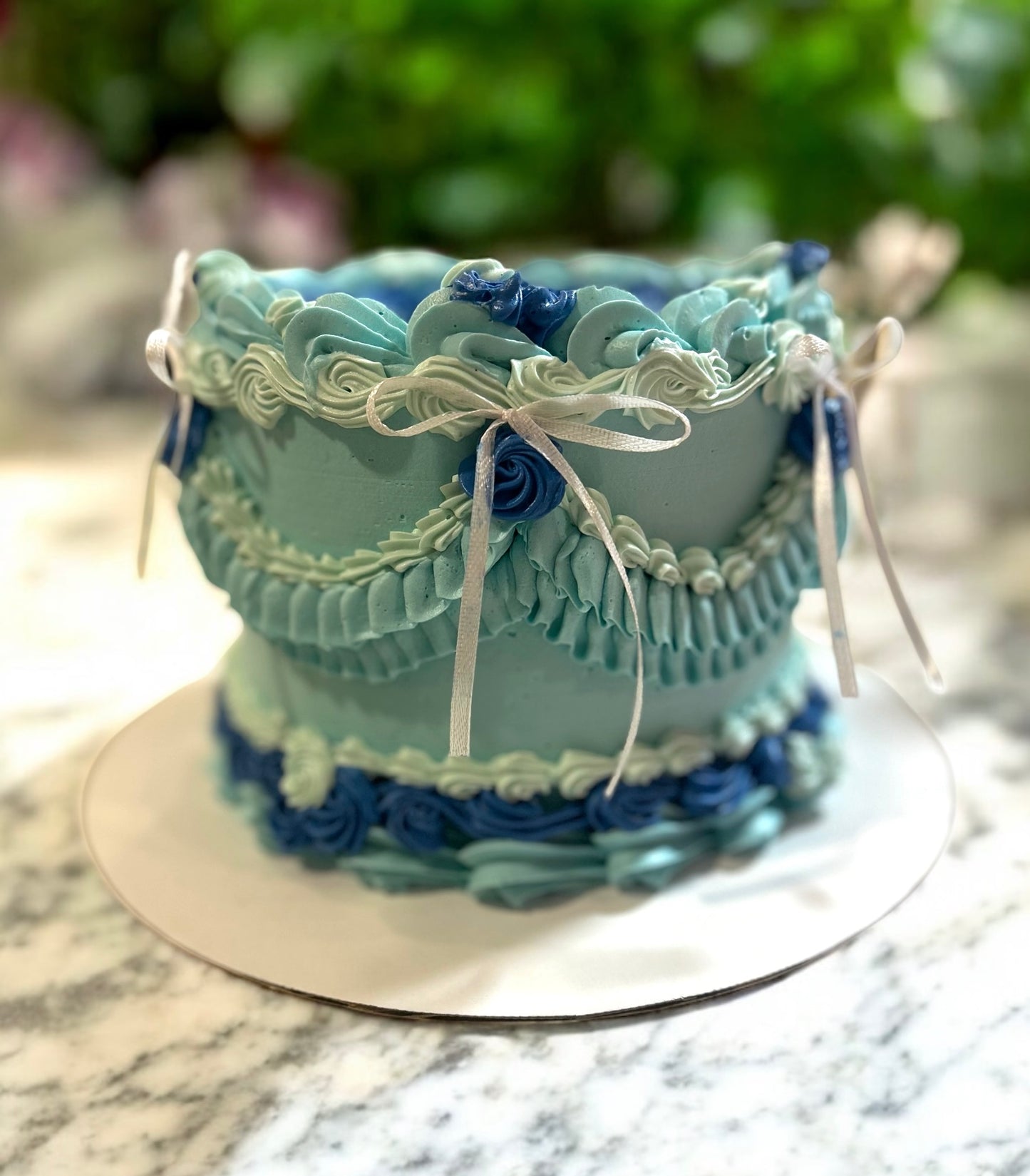 Vintage Round Cake