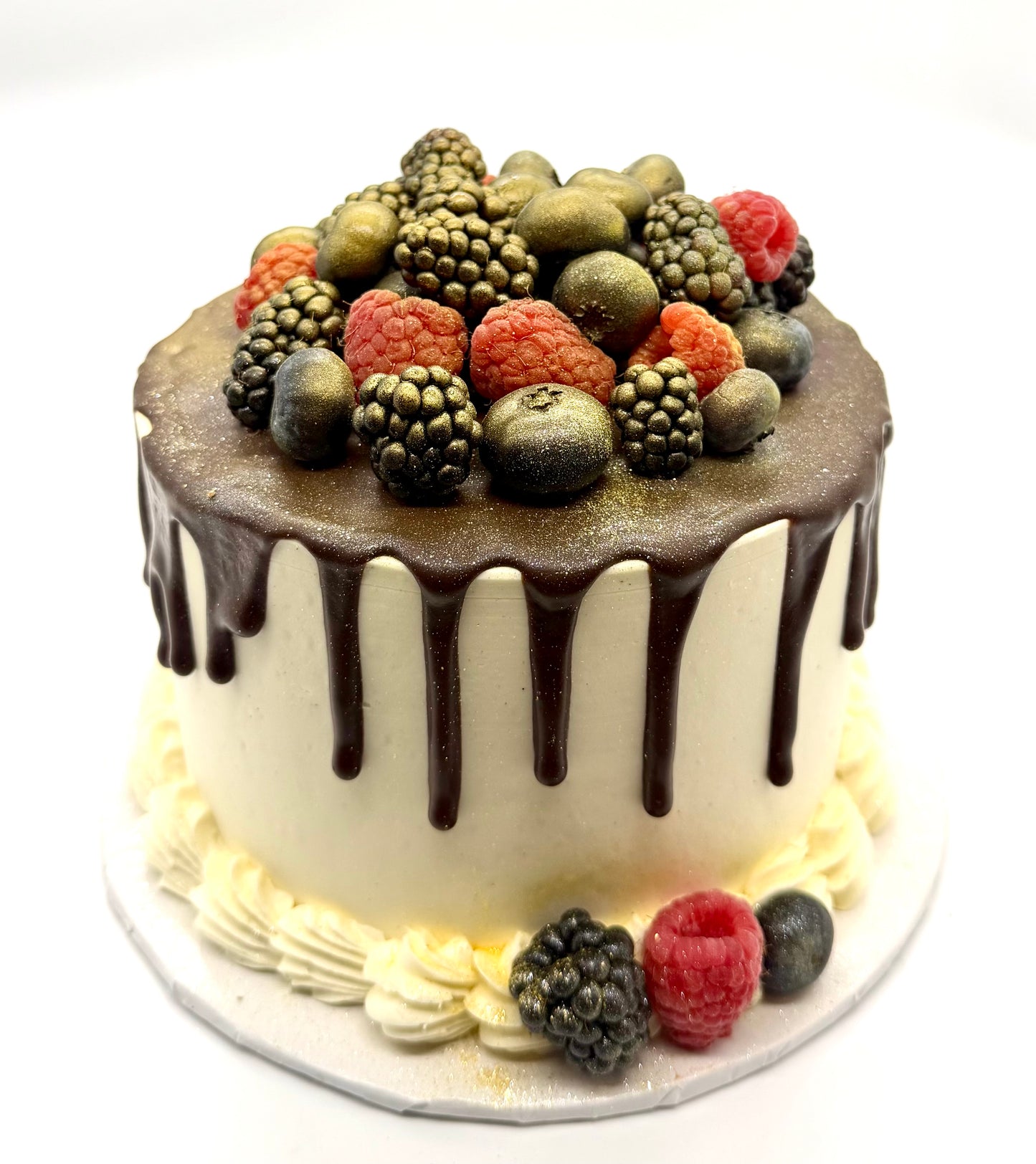 Mixed Berry Vanilla Cake