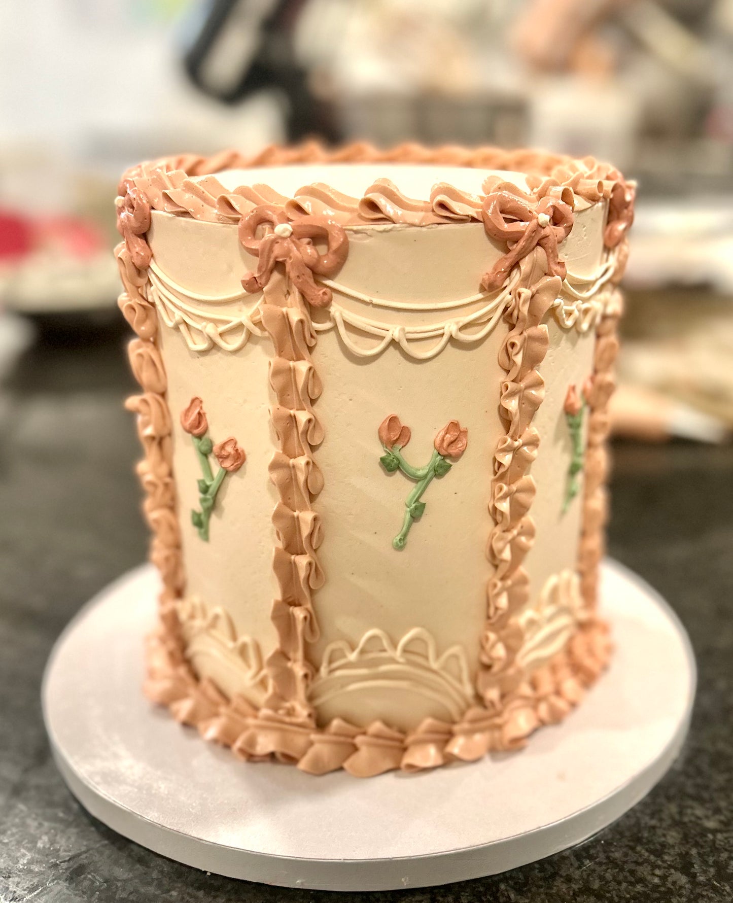 Vintage Round Cake